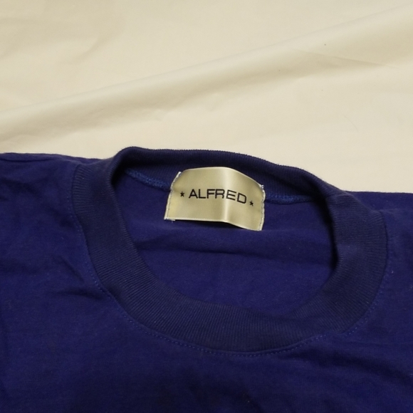 Vintage Hong Kong embroidery blue t-shirt - Picture 3 of 4